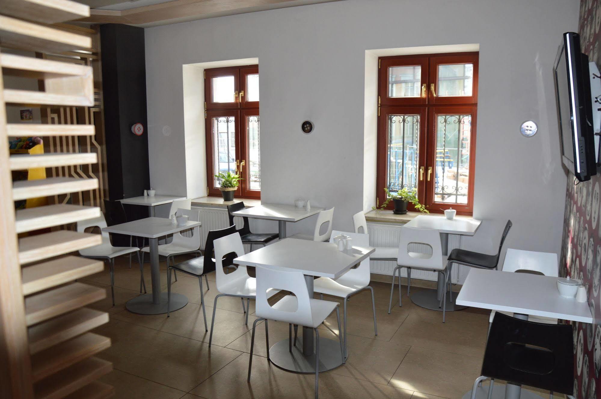 Great Polonia Dwarf Wroclaw Bed & Breakfast Exterior foto